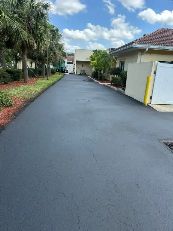 Sealcoating & Resealing